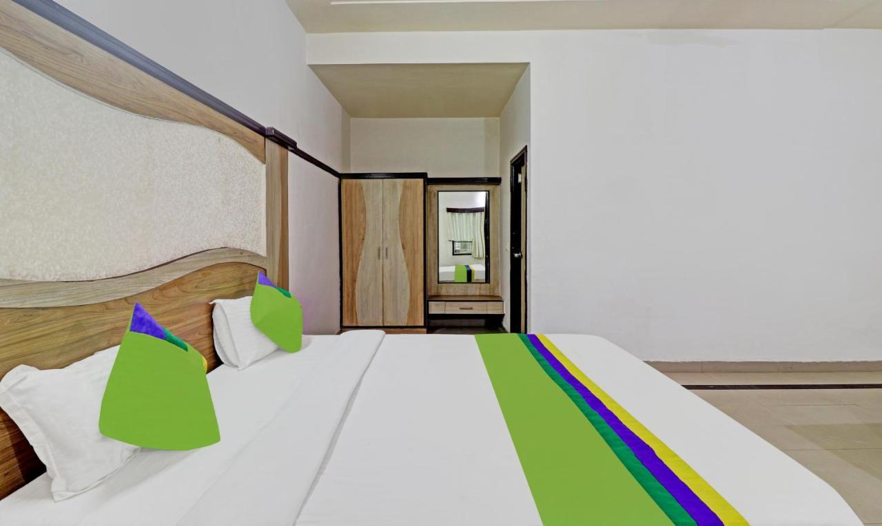 Golden Pearl Hotel Агра Екстериор снимка