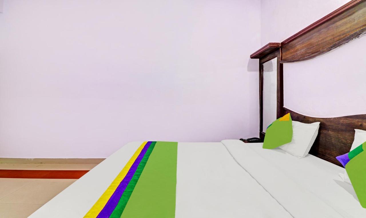 Golden Pearl Hotel Агра Екстериор снимка
