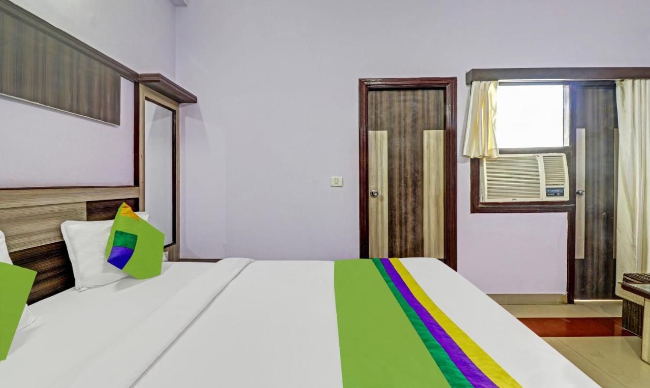 Golden Pearl Hotel Агра Екстериор снимка