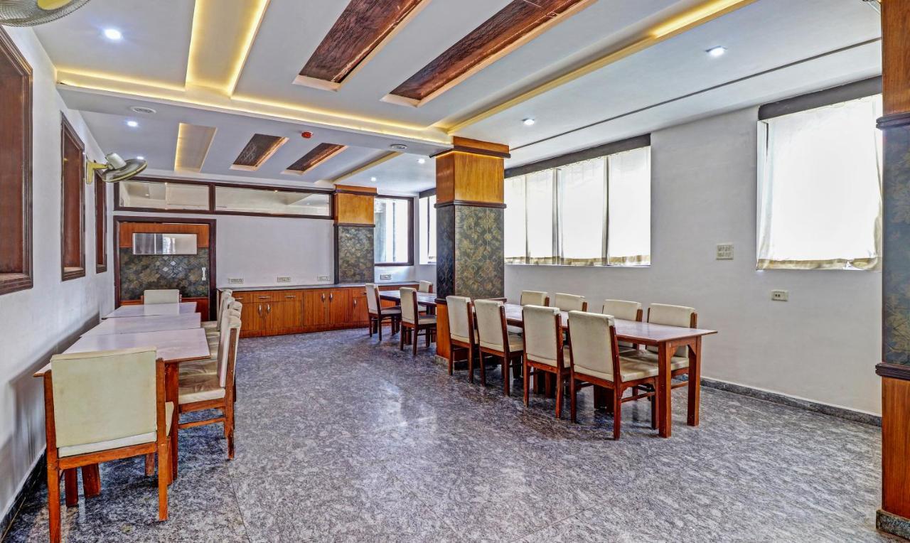 Golden Pearl Hotel Агра Екстериор снимка